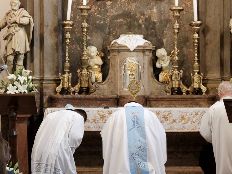 Engesztelő imanap (28).JPG